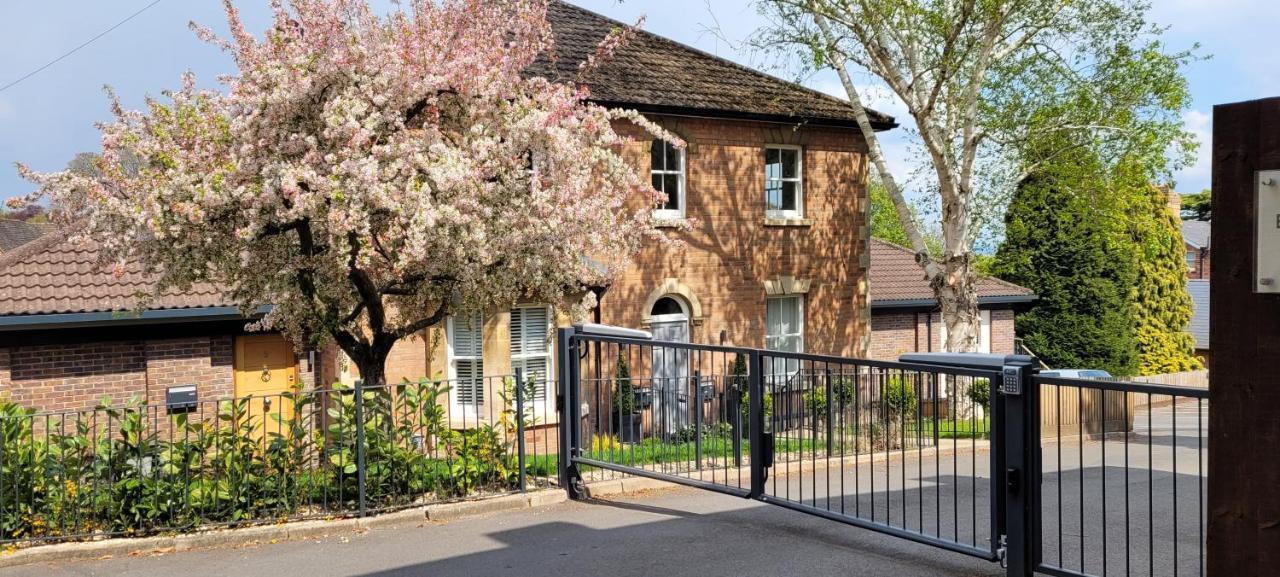 #8 Brunel House Luxury Apartment In グレート・マルバーン エクステリア 写真