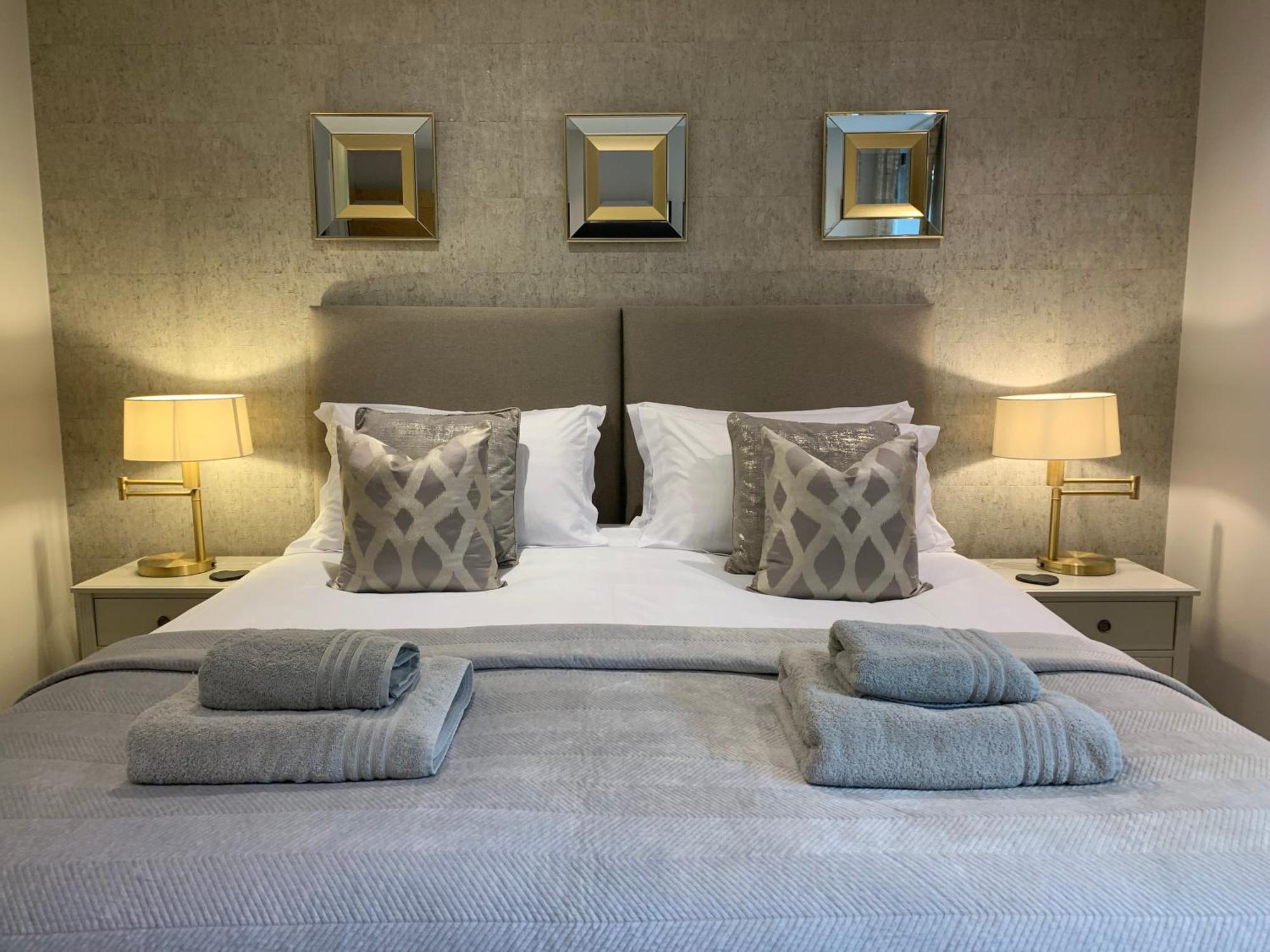 #8 Brunel House Luxury Apartment In グレート・マルバーン エクステリア 写真