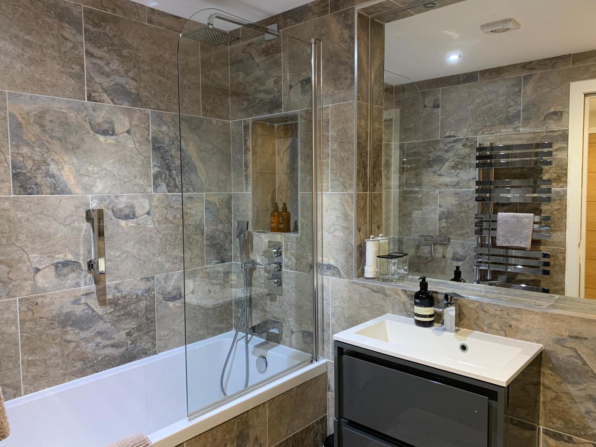 #8 Brunel House Luxury Apartment In グレート・マルバーン エクステリア 写真